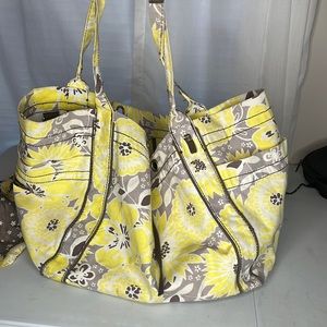 Thirty-one New Horizons Tote - Awesome Blossom